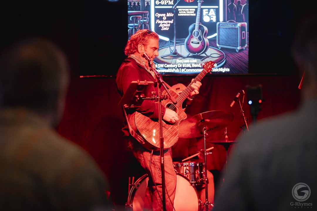 Live music — Open mic at Commonwealth